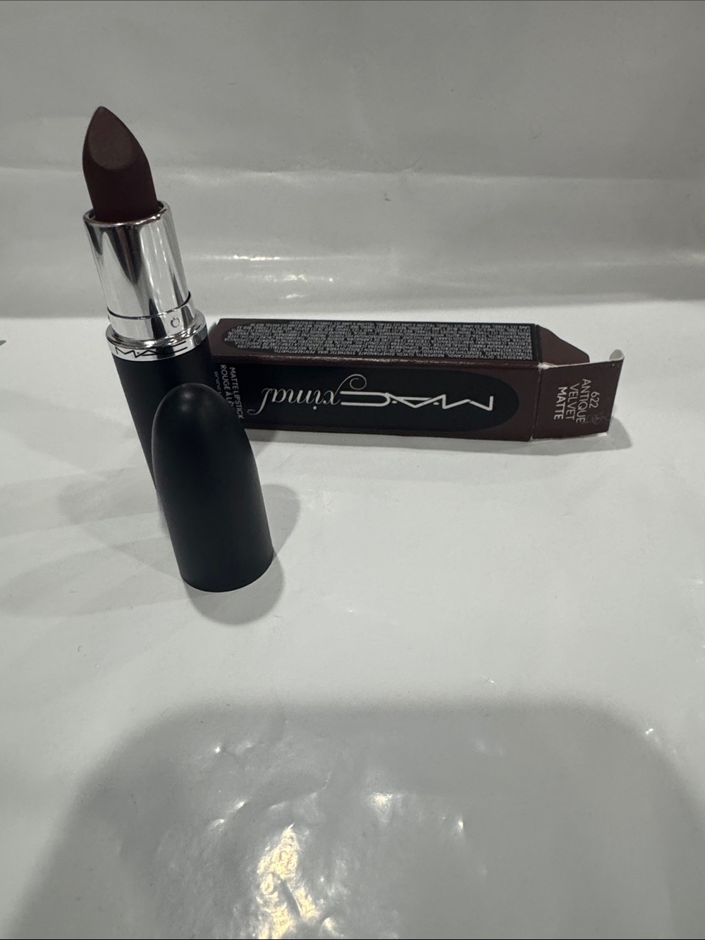 MAC Cosmetics Matte Lipstick - Antique Matte Deep Brown 622 antique velvet